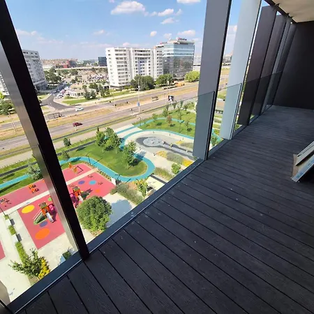 Sakura Park New Luxury Apartmant With Garage 베오그라드